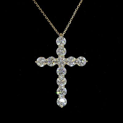 3.04 CT Round Lab Grown Diamond Cross Pendant in 14K Yellow Gold – close-up