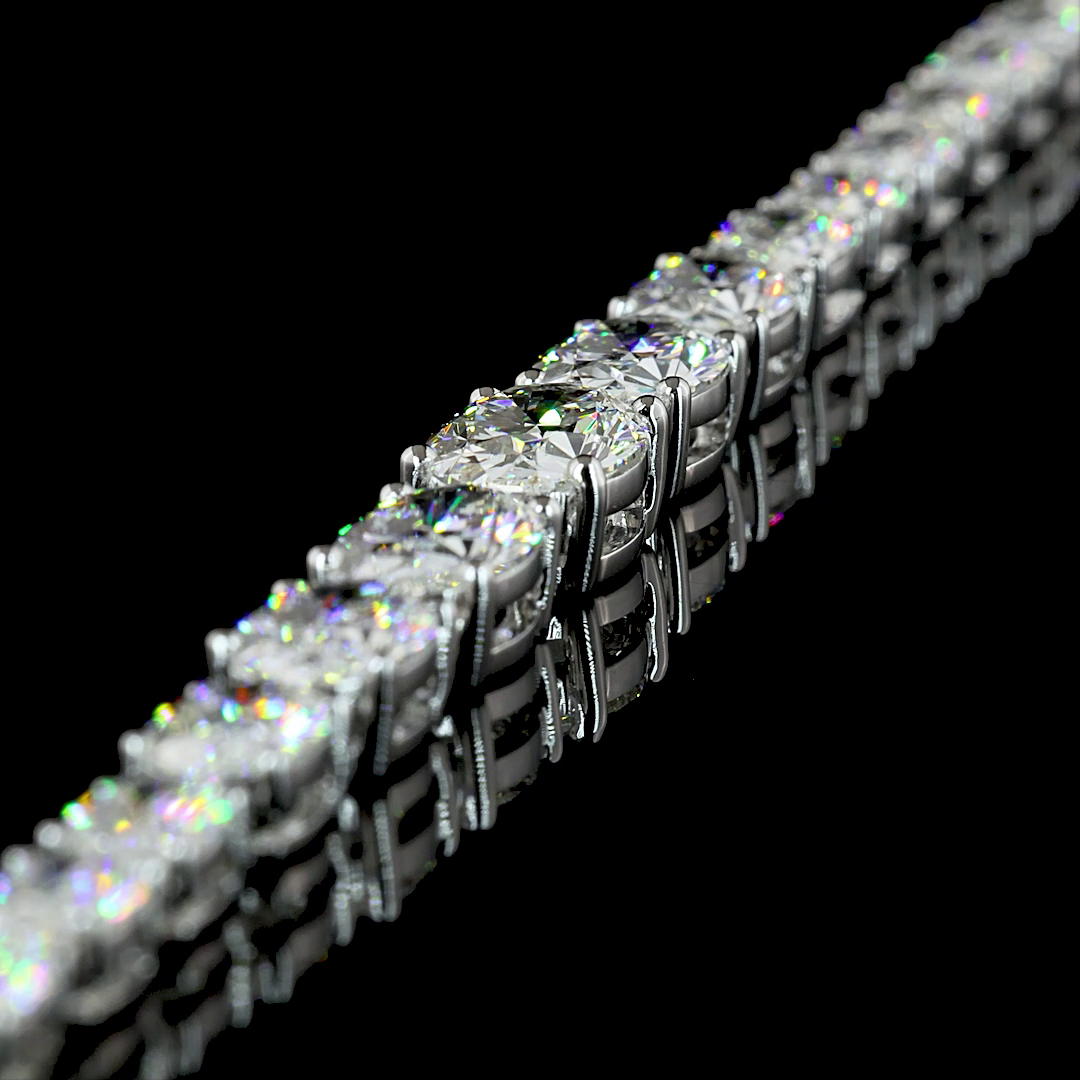 15.21 CT Oval Lab Grown Diamond Riviera Necklace in 14K White Gold – detail
