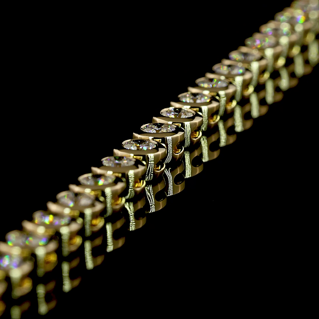 6.81 CT Round Lab Grown Diamond Tennis Necklace in 14K Yellow Gold – detail