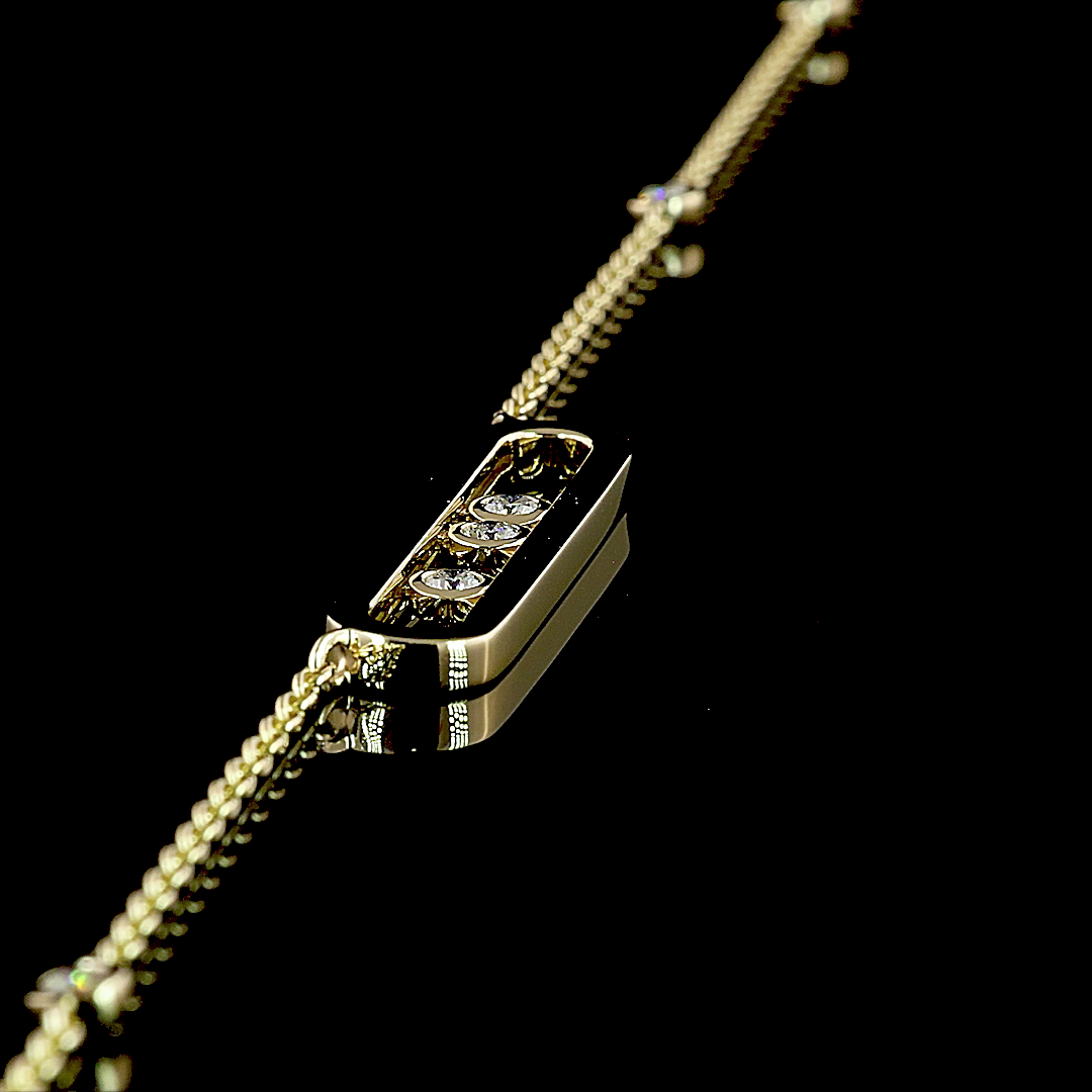 0.42 CT Round Lab Grown Diamond Statement Necklace in 14K Yellow Gold – detail