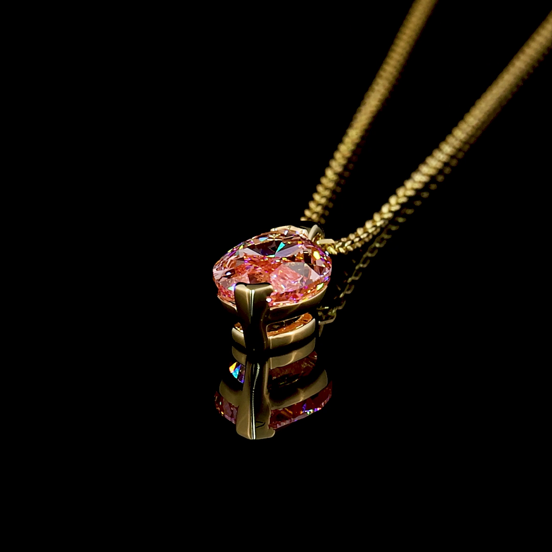 1.53 CT Marquise Lab Grown Diamond Solitaire Pendant in 14K Yellow Gold – detail