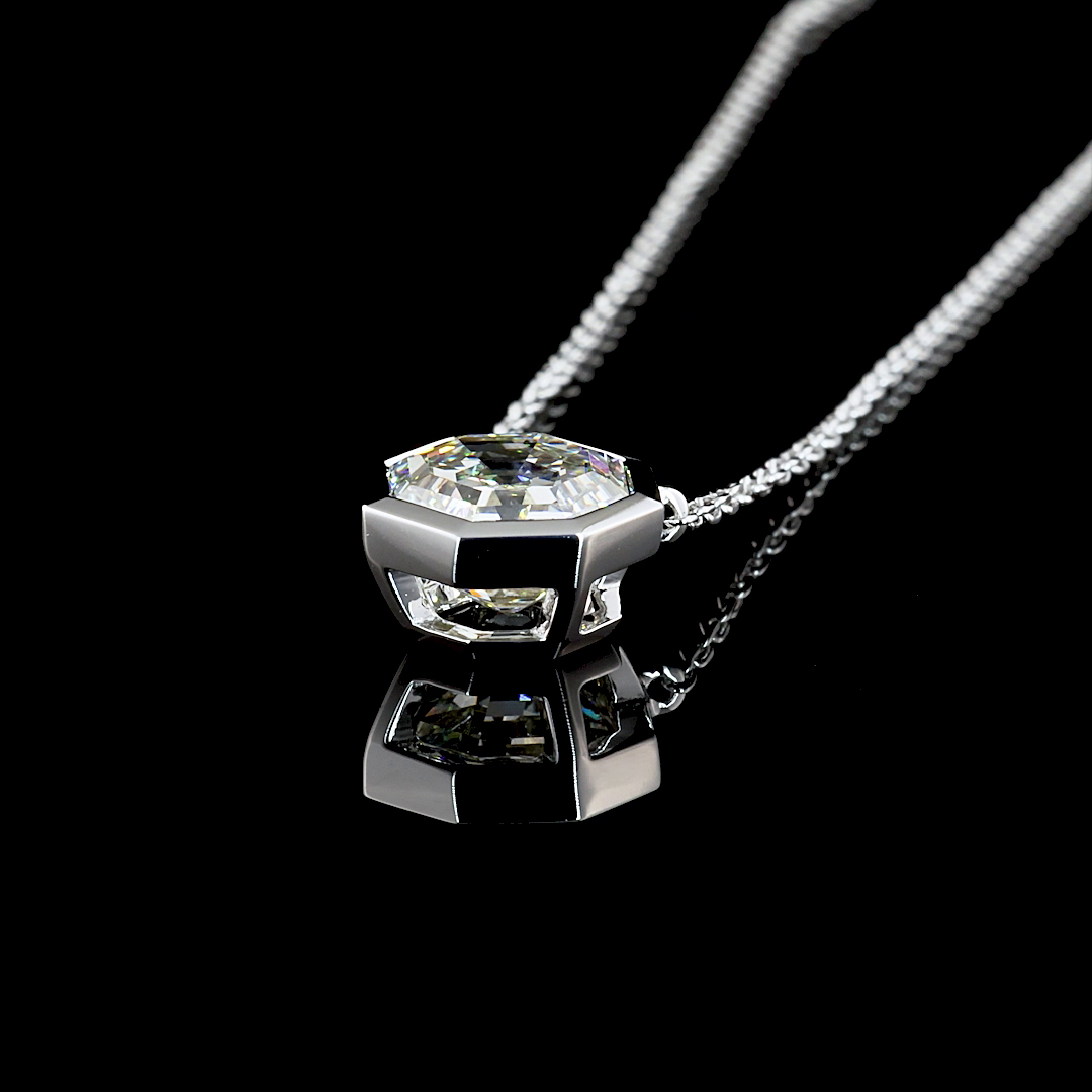 2.12 CT Octagon Lab Grown Diamond Solitaire Pendant in 14K White Gold – detail