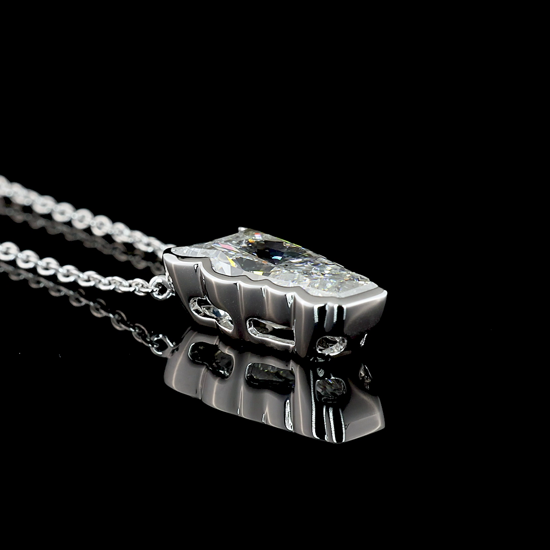 4.1 CT Horse Lab Grown Diamond Pendant in 18K White Gold – side view