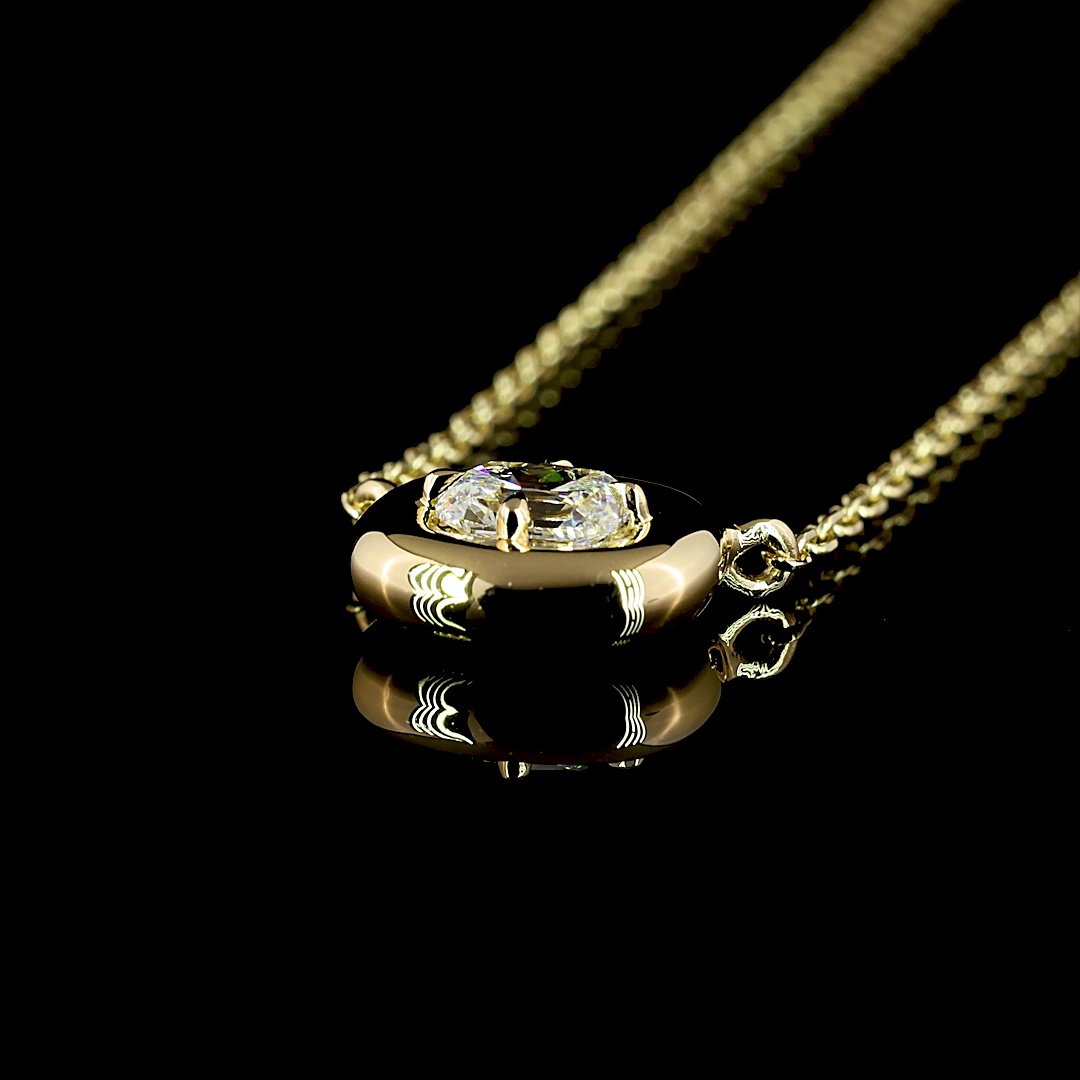 0.25 CT Antique Cushion Lab Grown Diamond Solitaire Pendant in 14K Yellow Gold – detail