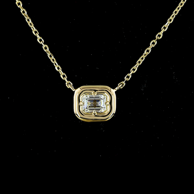 0.26 CT Emerald Lab Grown Diamond Solitaire Pendant in 14K Yellow Gold – close-up