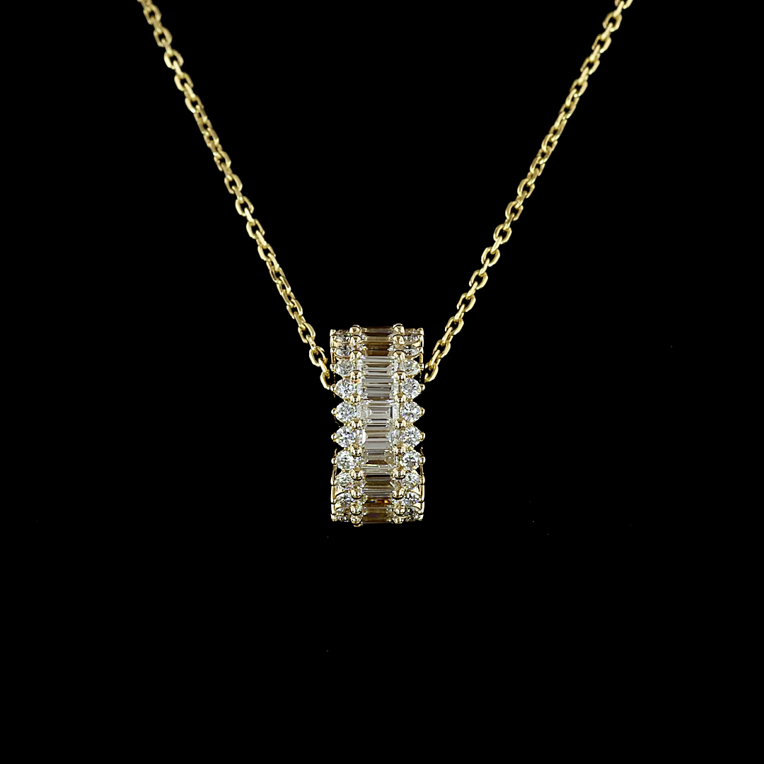 1.25 CT Round Lab Grown Diamond Pendant in 14K Yellow Gold – close-up