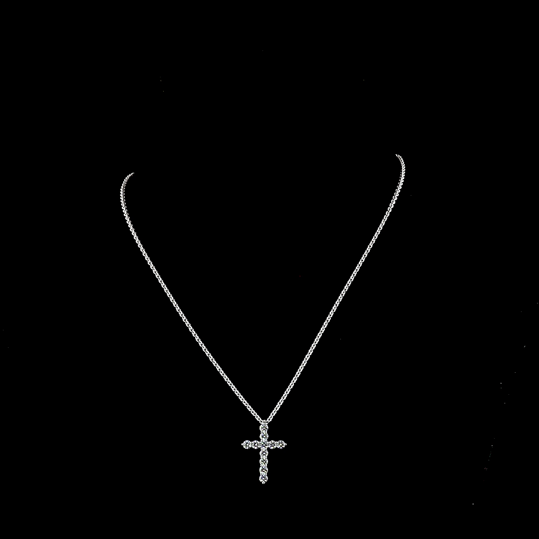 0.94 CT Round Lab Grown Diamond Cross Pendant in 14K White Gold – detail