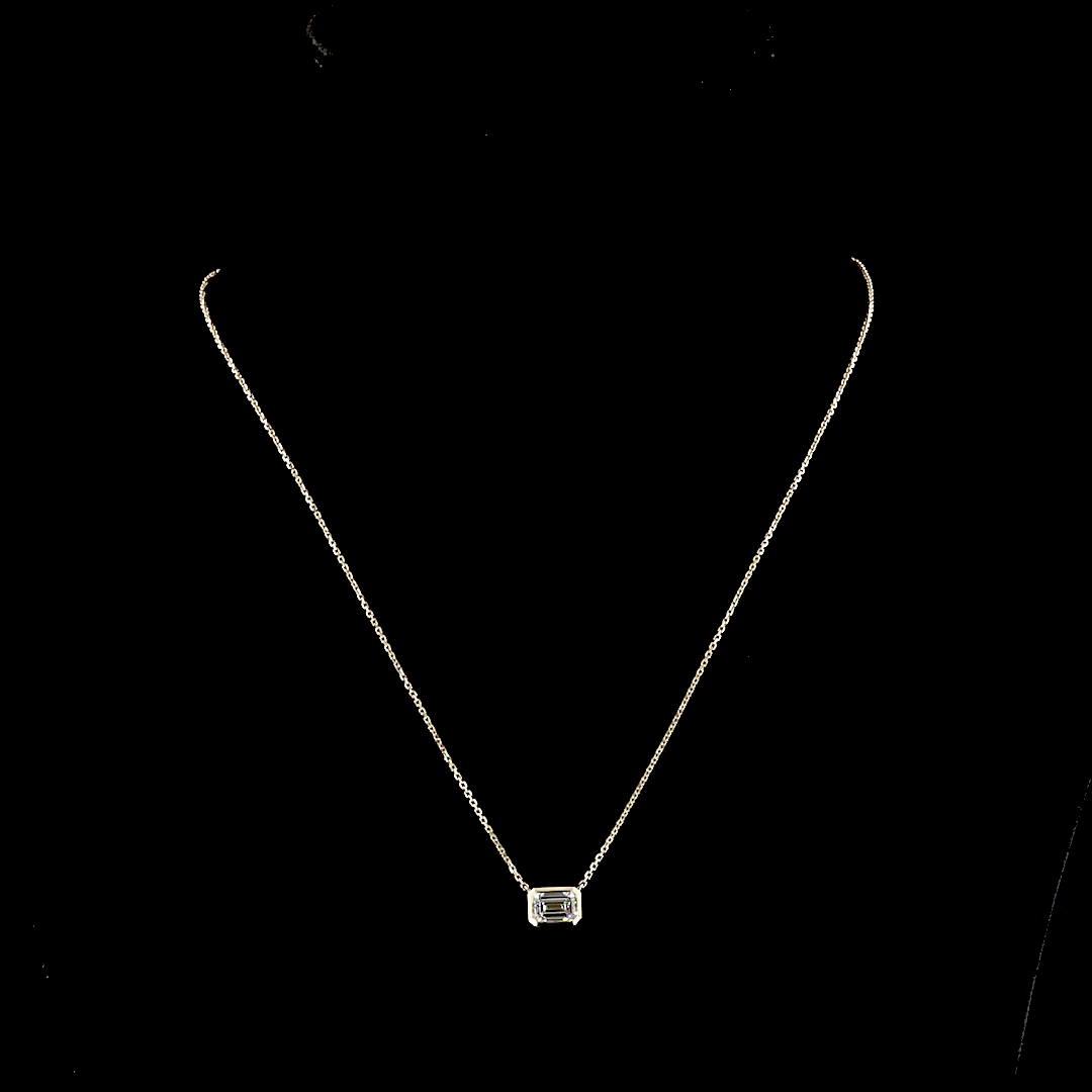 1.04 CT Radiant Lab Grown Diamond Solitaire Pendant in 14K Yellow Gold – detail