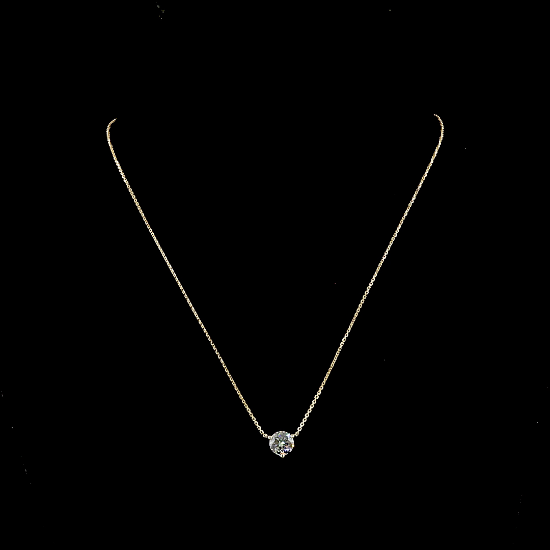 1.52 CT Round Lab Grown Diamond Solitaire Pendant in 14K Yellow Gold – detail