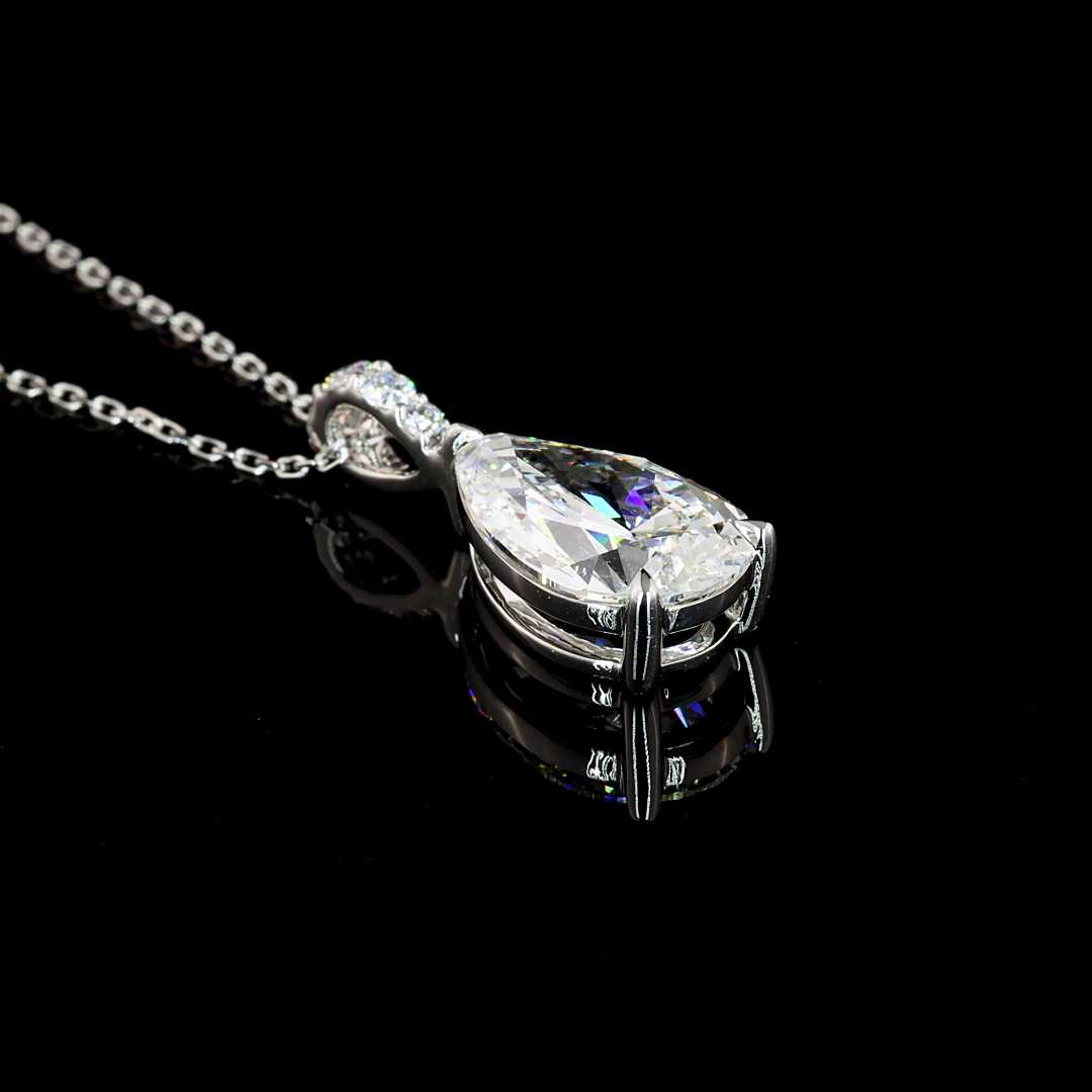 2.67 CT Pear Lab Grown Diamond Pendant in 14K White Gold – close-up