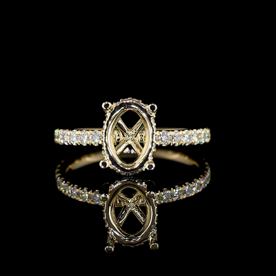 1.5 CT Oval Lab Grown Diamond Engagement Ring in 14K Yellow Gold – close-up