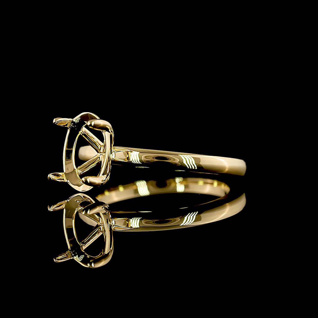 Lab Grown Diamond Engagement Ring in 18K Yellow Gold – on hand
